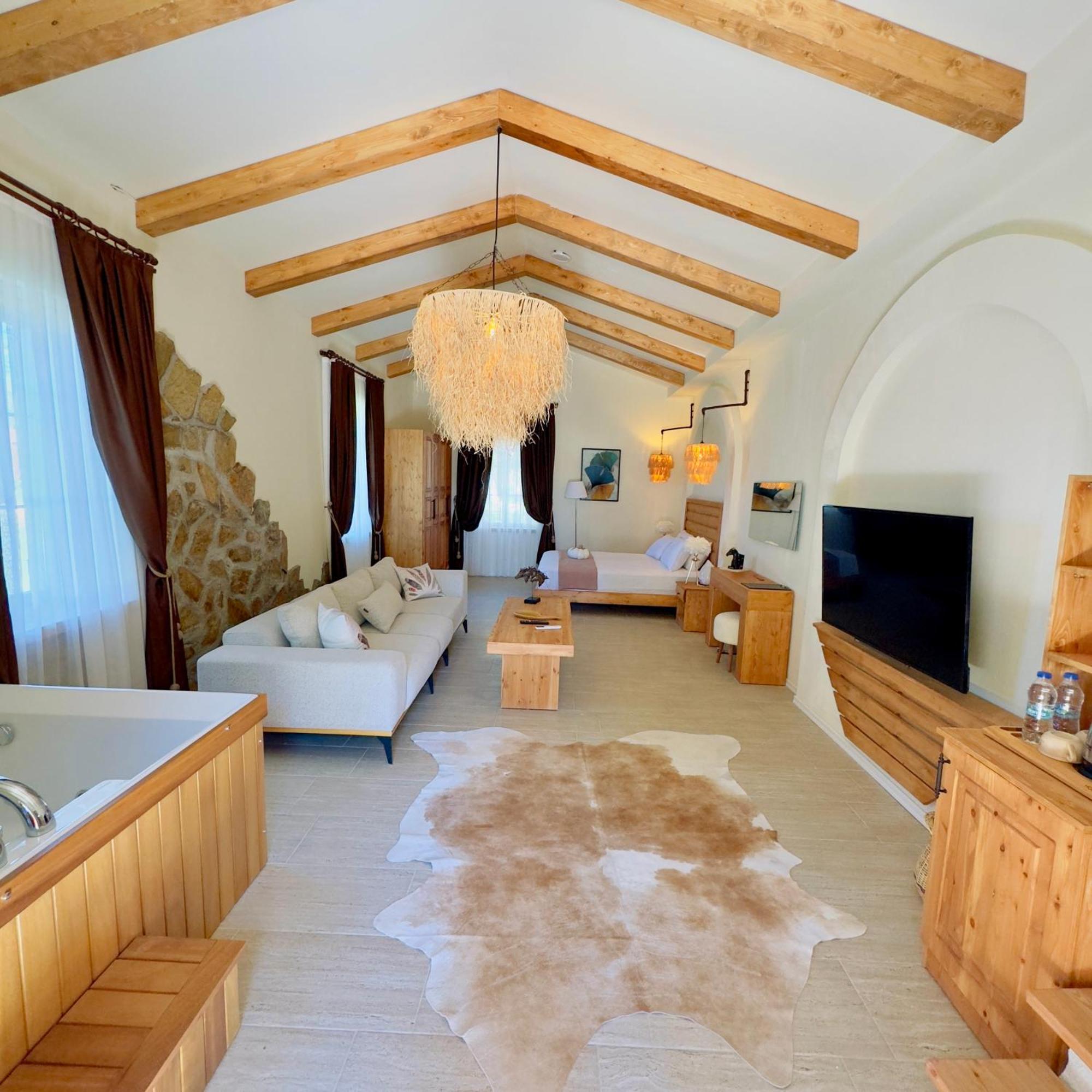 Ride And Stay Cesme Exterior photo