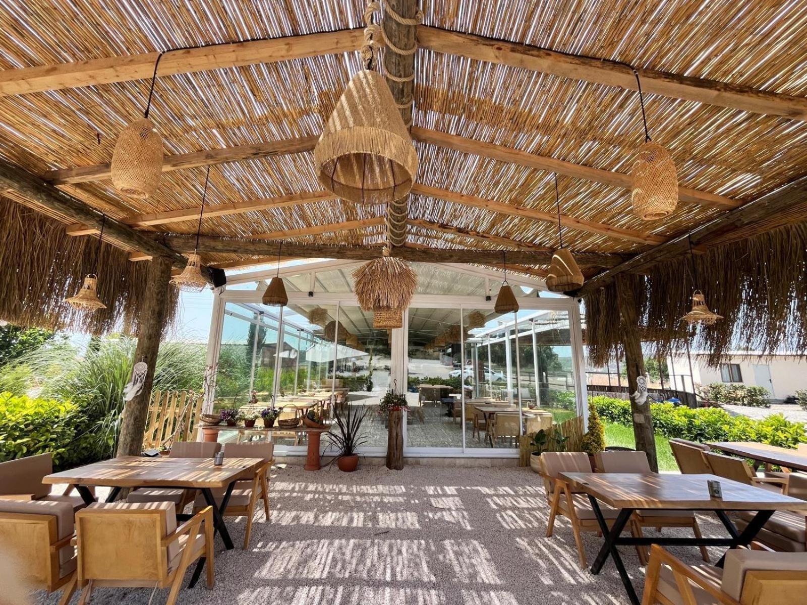 Ride And Stay Cesme Exterior photo